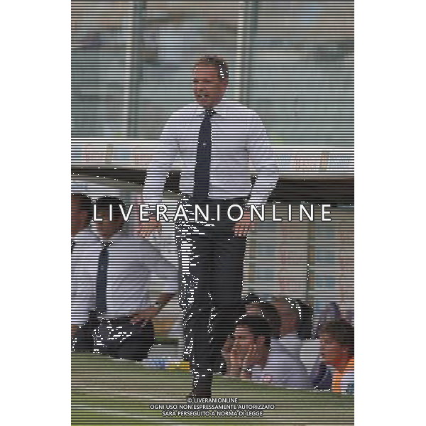 FIRENZE, 21 AGOSTO 2011 COPPA ITALIA TIM CUP 2011 2012 FIORENTINA CITTADELLA NELLA FOTO: SINISA MIHAJLOVIC ALLENATORE DELLA FIORENTINA FOTO STEFANO D\'ERRICO/AG. ALDO LIVERANI S.A.S.
