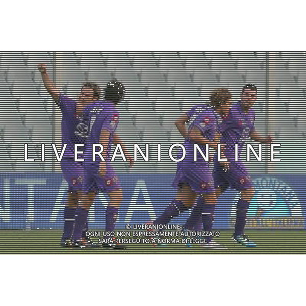 FIRENZE, 21 AGOSTO 2011 COPPA ITALIA TIM CUP 2011 2012 FIORENTINA CITTADELLA NELLA FOTO: ESULTANZA DI GILARDINO DOPO IL SUO GOL DELL\'1-0 FOTO STEFANO D\'ERRICO/AG. ALDO LIVERANI S.A.S.
