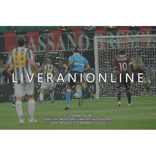 Trofeo Luigi Berlusconi Milano 21-08-2011 Milan - Juventus nella foto: Vucinic realizza l\'1 a 2 foto Roberto Garavaglia - ag. Aldo Liverani sas