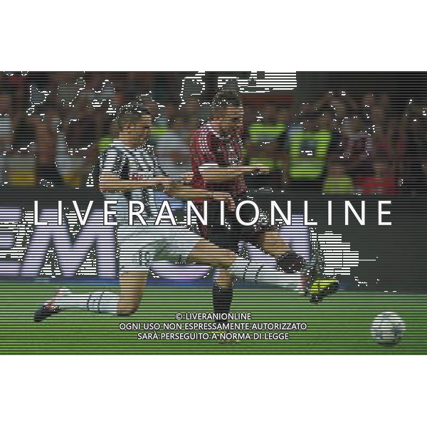 Trofeo Luigi Berlusconi Milano 21-08-2011 Milan - Juventus nella foto: Antonio Cassano (Milan) contrastato da Leonardo Bonucci (Juventus) foto Roberto Garavaglia - ag. Aldo Liverani sas