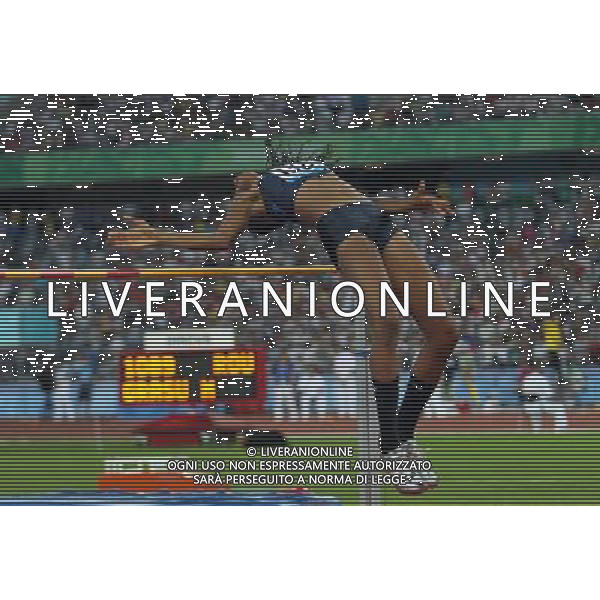 (110821) -- SHENZHEN, Aug. 21, 2011 () -- Brigetta Barrett of the United States competes during the women\'s high jump final of athletics at the 26th Summer Universiade in Shenzhen, a city of south China\'s Guangdong Province, on Aug. 21, 2011. Brigetta Barrett claimed the title with 1.96 metres. (/Li Ming)(wll)