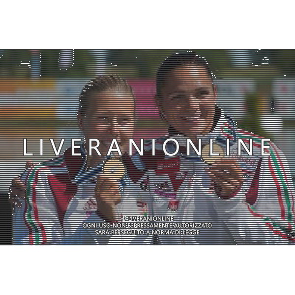 (110822) -- SZEGED, Aug. 22, 2011 () -- Katalin Kovacs(R)/Danuta Kozak from Hungary celebrate after winning the women\'s K2 200m final of the 2011 ICF World Canoe Sprint Championships in Szeged, Hungary, Aug. 21, 2011. They claimed the title in 39.667 seconds. (/Attila Volgyi)