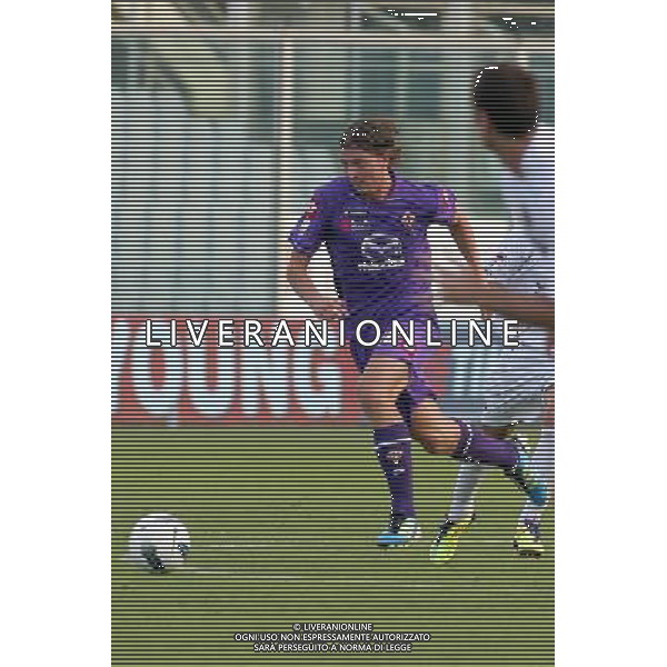 FIRENZE, 21 AGOSTO 2011 COPPA ITALIA TIM CUP 2011 2012 FIORENTINA CITTADELLA NELLA FOTO: RICCARDO MONTOLIVO FOTO STEFANO D\'ERRICO/AG. ALDO LIVERANI S.A.S.