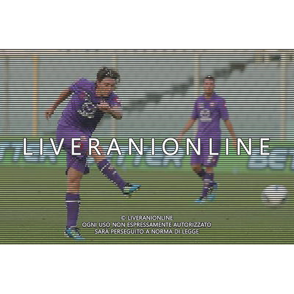 FIRENZE, 21 AGOSTO 2011 COPPA ITALIA TIM CUP 2011 2012 FIORENTINA CITTADELLA NELLA FOTO: RICCARDO MONTOLIVO FOTO STEFANO D\'ERRICO/AG. ALDO LIVERANI S.A.S.