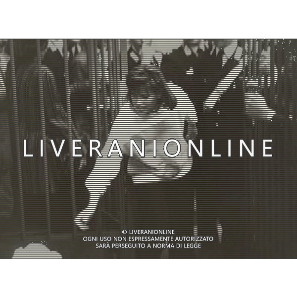 ARCHIVIO GIOVANNI LIVERANI Milano, corso Magenta 84. Sono le prime ore del mattino del 26 giugno 1984. La ventiseienne Terry Broome, aspirante modella, uccide con due colpi di rivoltella Smith \' Wesson cal. 38 special, il playboy Francesco DÕAlessio, 40 anni. NELLA FOTO TERRY BROOME AG ALDO LIVERANI S A S