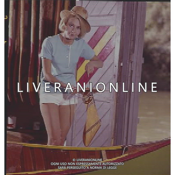 ARCHIVIO GIOVANNI LIVERANI NELLA FOTO ANNA MARIA GAMBINERI ANNUNCIATRICE TELEVISIVA RAI AG ALDO LIVERANI S A S