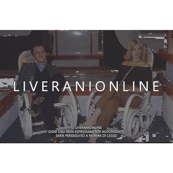 ARCHIVIO GIOVANNI LIVERANI NELLA FOTO BEATRICE CORI ANNUNCIATRICE TELEVISIVA RAI CON RENZO ARBORE AG ALDO LIVERANI S A S