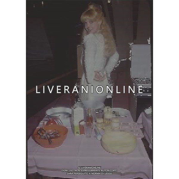 ARCHIVIO GIOVANNI LIVERANI NELLA FOTO BEATRICE CORI ANNUNCIATRICE TELEVISIVA RAI AG ALDO LIVERANI S A S