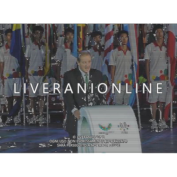 (110823) -- SHENZHEN, Aug. 23, 2011 () -- Claude-Louis Gallien, International University Sports Federation (FISU) \'s newly elected President, addresses the closing ceremony of the 26th Summer Universiade held at the Window of the World theme park in Shenzhen, a city of south China\'s Guangdong Province, Aug. 23, 2011. (/Yang Shiyao)(kh)