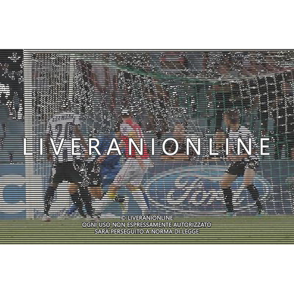 UDINESE - ARSENAL RITORNO PRELIMINARI CHAMPIONS LEAGUE 24/08/2011 NELLA FOTO IL GOL DI VAN PERSIE ©GARBUIO/AGENZIA ALDO LIVERANI SAS