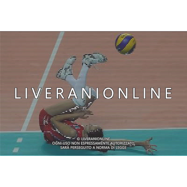 (110825) -- MACAO, Aug. 25, 2011 () -- Russian player Vera Ulyakina saves the ball during the group A match against Serbia at 2011 FIVB World Grand Prix in Macao, south China, Aug. 25, 2011. Russia lost 1-3. (/Cheong Kam Ka)