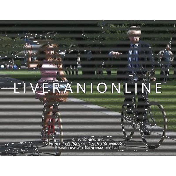 The Mayor of London Boris Johnson and Kelly Brook launch the Mayor of London\'s Sky Ride, a mass participation cycling event, at Potters Field Park beside City Hall in London. Photo date: Thursday August 25, 2011. Photo credit: Johnny Green