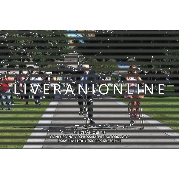 The Mayor of London Boris Johnson and Kelly Brook launch the Mayor of London\'s Sky Ride, a mass participation cycling event, at Potters Field Park beside City Hall in London. Photo date: Thursday August 25, 2011. Photo credit: Johnny Green