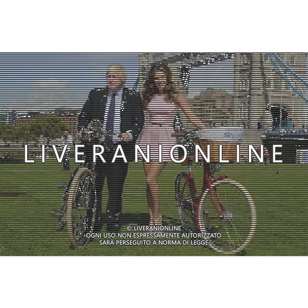Boris Johnson, Kelly Brook, Launch of The Mayor of London\'s Sky Ride, Potters Fields Park, London. 25.08.11