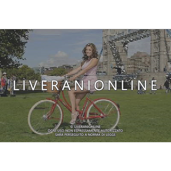 Kelly Brook, Launch of The Mayor of London\'s Sky Ride, Potters Fields Park, London. 25.08.11