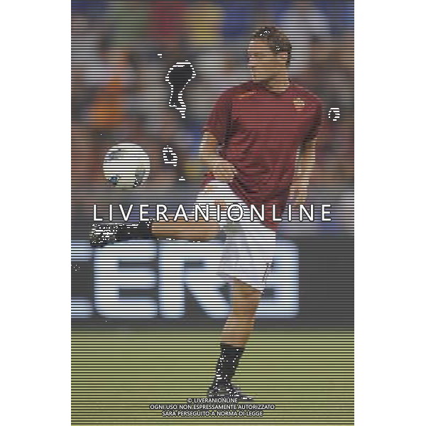 Roma - 25/08/2011 - Stadio Olimpico - Spareggi di Uefa Europa League ritorno - AS Roma vs Slovan Bratislava - nella foto: Francesco Totti ¬© Fabrizio Corradetti - ag. Aldo Liverani sas
