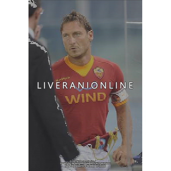 Roma - 25/08/2011 - Stadio Olimpico - Spareggi di Uefa Europa League ritorno - AS Roma vs Slovan Bratislava - nella foto: Francesco Totti ¬© Fabrizio Corradetti - ag. Aldo Liverani sas