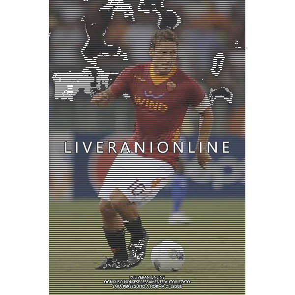 Roma - 25/08/2011 - Stadio Olimpico - Spareggi di Uefa Europa League ritorno - AS Roma vs Slovan Bratislava - nella foto: Francesco Totti ¬© Fabrizio Corradetti - ag. Aldo Liverani sas