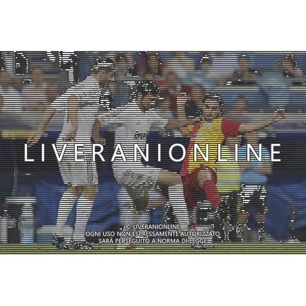 Real Madrid\'s Raul Albiol and Galatasaray\'s Selcuk Inan during Santiago Bernabeu Cup on august 24th 2011. Photo: Cesar Cebolla / ALFAQUI