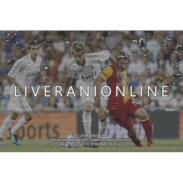 Real Madrid\'s Fabio Coentrao and Galatasaray\'s Gokhan Zan during Santiago Bernabeu Cup on August 24th 2011. Photo: Cesar Cebolla / ALFAQUI