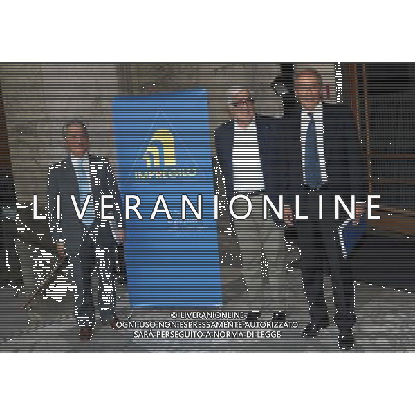 MILANO 26/8/2011 PALAZZO MEZZANOTTE P.zza AFFARI, 6 CONFERENZA STAMPA IMPREGILO. PRESENTAZIONE RISULTATI PRIMO SEMESTRE 2011 NELLA FOTO MASSIMO PONZELLINI, ALBERTO RUBEGNI E ROSARIO FIUMARA FOTO ROMANO/AG ALDO LIVERANI