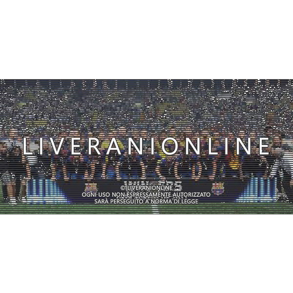 UEFA Supercoppa Europea 2011 Montecarlo - 26.08.2011 Barcellona-Porto Nella Foto:foto di gruppo con la coppa /Ph.Vitez-Ag. Aldo Liverani