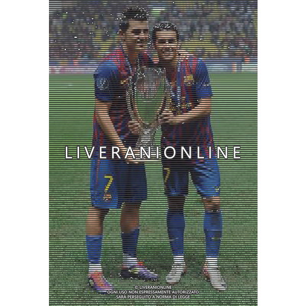 UEFA Supercoppa Europea 2011 Montecarlo - 26.08.2011 Barcellona-Porto Nella Foto:pedro e villa con la coppa /Ph.Vitez-Ag. Aldo Liverani