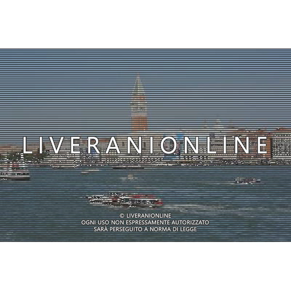 Venezia 29/08/2011 vedute della citta\' nella foto : il Canal Grande con i tipici vaporetti per il trasporto dei passeggeri Foto Gandolfi /AG. ALDO LIVERANI SAS