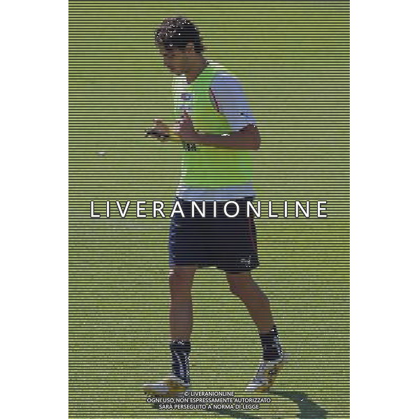 Raduno Nazionale Italiana a Coverciano Firenze - 30.08.2011 Allenamento Nella Foto:ranocchia corre con l\'iphone /Ph.Vitez-Ag. Aldo Liverani