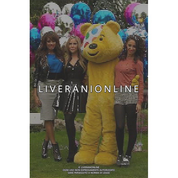 LONDON, UNITED KINGDOM 31 AUGUST : Pic Shows Jade Ewan, Heidi Range, Amelle Berrabah, Stacey Solomon, Peter Andre and attend the launch of \'Pop Goes The Musical\' at The Roof Gardens on August, 31st, 2011 in London, England