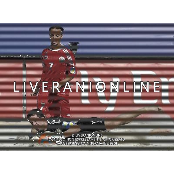 FIFA Beach Soccer World Cup 2011 Gruppo B Ravenna - 01.09.2011 Argentina-Oman Nella Foto:Cesar Mendoza-Haitham Al Araimi /Ph.Vitez-Ag. Aldo Liverani