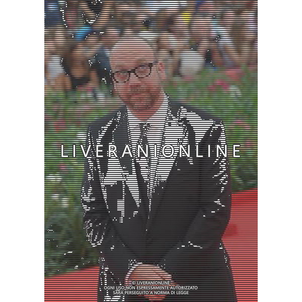 (110831) -- VENICE, Aug. 31, 2011 () -- U.S. actor Philip Seymour Hoffman of the opening film \'The Ides of March\' poses on the red carpet during the opening of the 68th Venice International Film Festival in Venice, Italy, Aug. 31, 2011. (/Wang Qingqin)