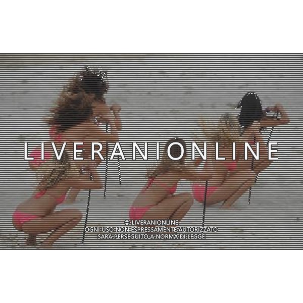 FIFA Beach Soccer World Cup 2011 Gruppo C Ravenna - 02.09.2011 Nigeria-Russia Nella Foto:cheerleaders /Ph.Vitez-Ag. Aldo Liverani