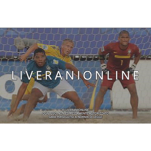 FIFA Beach Soccer World Cup 2011 Gruppo D Ravenna - 02.09.2011 Brasile-Ukraina Nella Foto:Souza-Zborovskyi-Mao Concentrazione /Ph.Vitez-Ag. Aldo Liverani
