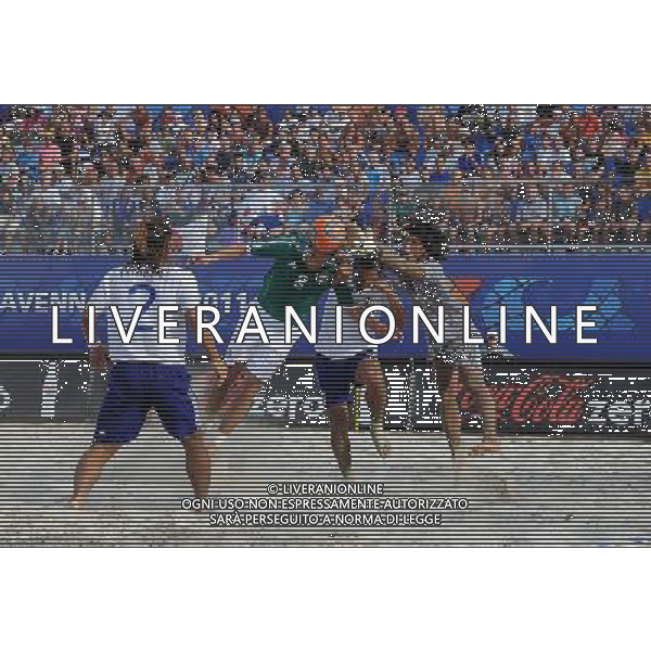 FIFA Beach Soccer World Cup 2011 Gruppo D Ravenna - 02.09.2011 Giappone-Messico Nella Foto:Cervantes-Ginoza /Ph.Vitez-Ag. Aldo Liverani