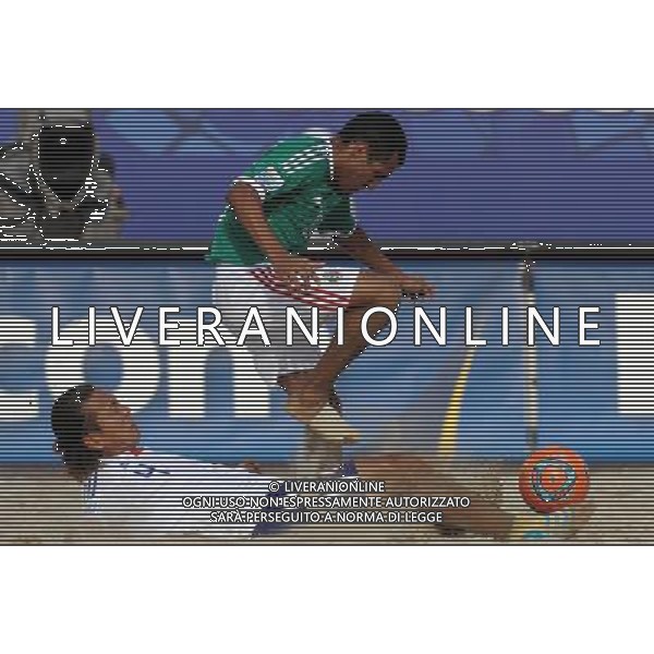 FIFA Beach Soccer World Cup 2011 Gruppo D Ravenna - 02.09.2011 Giappone-Messico Nella Foto:Rosales-Makino /Ph.Vitez-Ag. Aldo Liverani