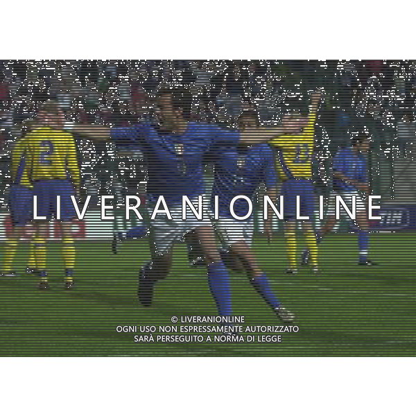 TRENTO 27/04/04 AMICHEVOLE ITALIA-SVEZIA UNDER 21 NELLA FOTO DOPO GOL GILARDINO PH GIGI ARCAINI/AG.ALDO LIVERANI