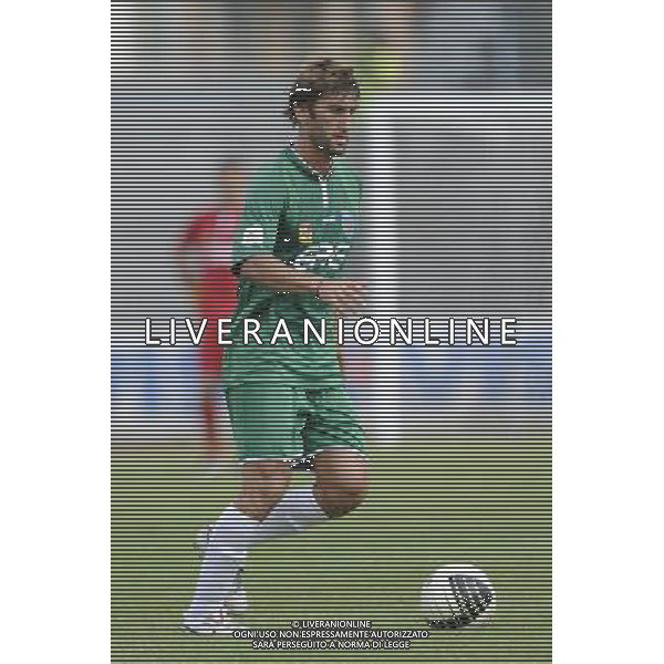 Latina - 04/09/2011 - Stadio Domenico Francioni - Lega Pro 2011/2012 - Prima Divisione Gir. B - Latina vs Siracusa - nella foto: Fernando Spinelli ¬© Fabrizio Corradetti - Ag. Aldo Liverani sas