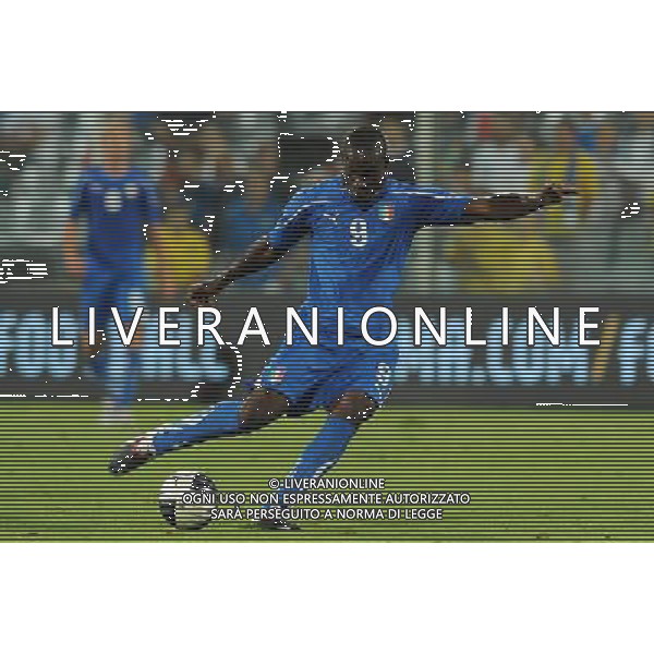 Qualificazioni ai Campionati Europei UEFA EURO 2012 Gruppo C Firenze - 06.09.2011 Italia-Slovenia Nella Foto:occasione balotelli fuori di poco /Ph.Vitez-Ag. Aldo Liverani