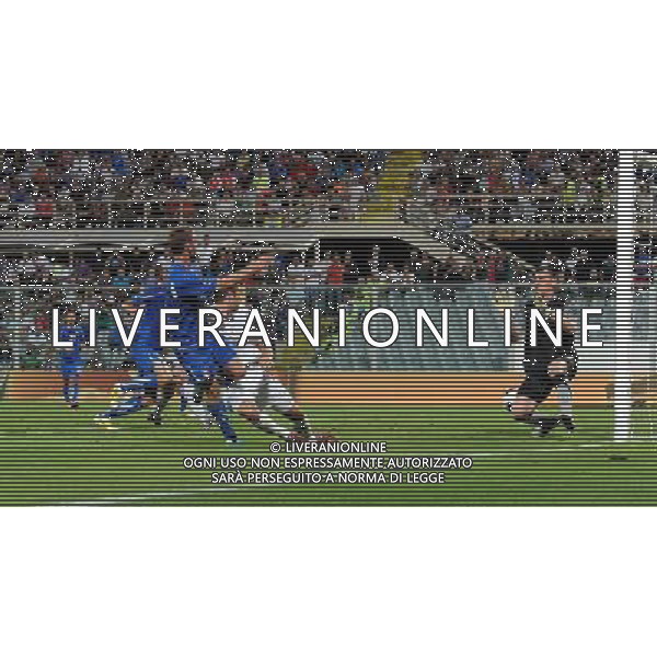 Qualificazioni ai Campionati Europei UEFA EURO 2012 Gruppo C Firenze - 06.09.2011 Italia-Slovenia Nella Foto:occasione de rossi /Ph.Vitez-Ag. Aldo Liverani