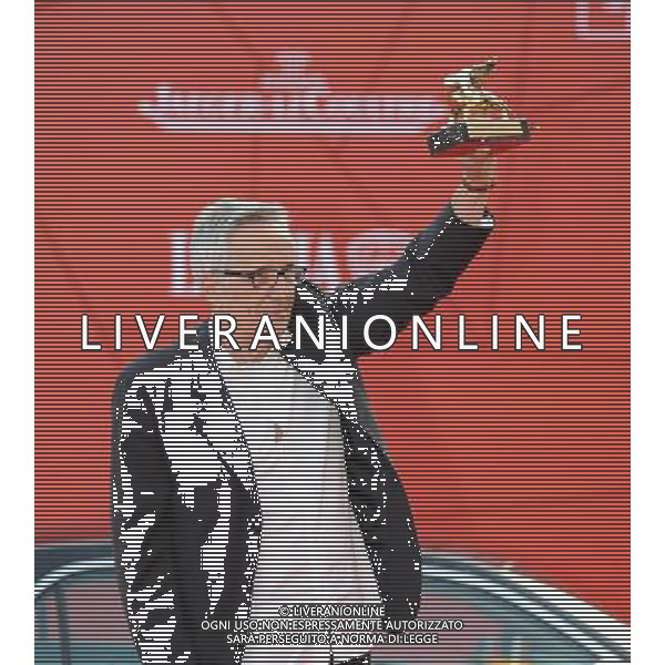 09/09/2011 VENEZIA 68ma Mostra del cinema nella foto il regista marco bellocchio con il leone d\'oro ph.gandolfi /ag ALDO LIVERANI sas