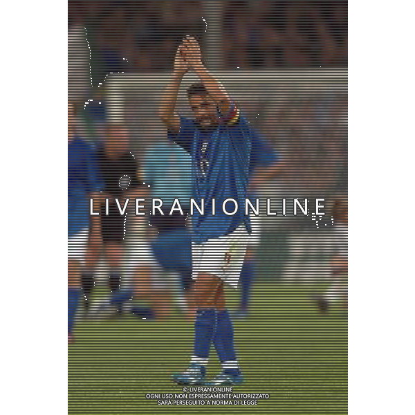 Genova 28/04/2004 italia-spagna 1:1 nella foto uscita baggio roberto ph marco luzzani/ag aldo liverani s.a.s.