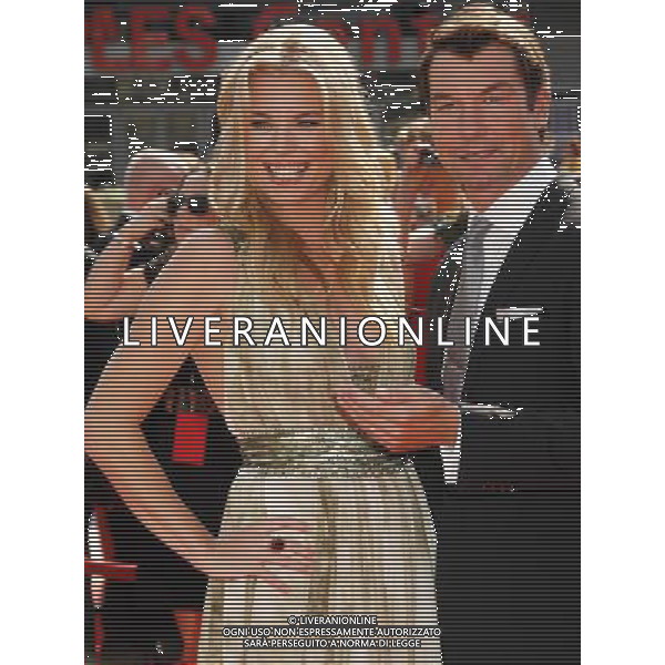 Rebecca Romijn and husband Jerry O\'Connell 2011 Primetime Creative Arts Emmy Awards at the Nokia Theatre L.A. Live September 10, 2011 - Los Angeles, California