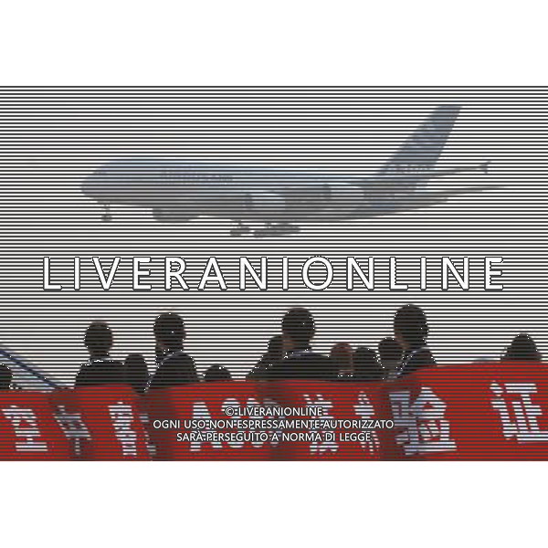 (110913) BEIJING, Sept. 13, 2011 () File photo taken on Nov. 23, 2006 shows an Airbus A380, the world\'s largest passenger jet, arrives at Beijing Capital International Airport after a test flight in Beijing, capital of China. An Airbus A319 aircraft, painted with yellow, blue and green stripes on white fuselage, a symbol of rainbows and plateau purity of southwest China\'s Tibet Autonomous Region, found its home in Tibet as the first airplane of Tibet Airlines in July. Labeled with \'Tibet Airlines\' in Chinese Han, English and Tibetan languages, the A319 sheds a Tibetan flavor Tibet style interior, stewardesses of Tibetan ethnic group in traditional costumes, on board service in three languages, etc. More importantly, the airplane has a stronger \'heart\' specially modified engines to Tibet Airlines specification for flying above the roof of the world. The systems on the A319 was also modified to supply oxygen for 55 minutes, compared with the usual time of 22 minutes for aircraft that do not serve the plateau region. The 26 year history of Airbus in China is a path from the bottom to the top, for its present arch rival Boeing almost held the whole market when Airbus first landed in China in 1985. But now it has already griped 45 percent market share. Airbus\' fast growth in China may lie on its strategy of localization, or developing suppliers and building manufacturing centers in the labor cost country. All Airbus commercial aircraft now have components produced in China with six Chinese companies are involved in manufacturing parts for Airbus jet liners, adding a strong \'Chinese flavor\' to the big airplane family, even the largest passenger jet A380. In 2009, the Tianjin A320 assembly line, the first for Airbus outside Europe, came on stream. The joint venture takes charge of assembling four types of Airbus A320 series planes for the world. In the year, however, Airbus, like many other manufacturing companies, was ser