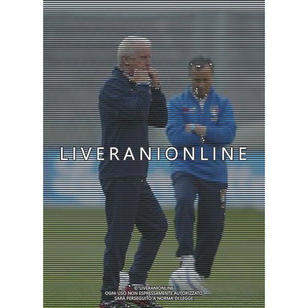 genova 27/04/2004 stadio marassi allenamento della nazionale di calcio nella foto trapattoni giovanni ag. aldo liverani-venezia
