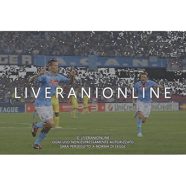 Napoli - 27/09/2011 - Stadio San Paolo - Uefa Champions League 2011/2012 - Fase a gironi (Gruppo A) - Napoli vs Villareal - nella foto: l\'esultanza dopo il gol di marek hamsik Œ© Fabrizio Corradetti - Ag. Aldo Liverani sas