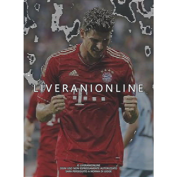 firo Fu§ball,Fussball, 27.09.2011 Uefa Champions League Saison 2011/2012 CL, Vorrunde 2. Spieltag, FC Bayern MŸnchen, Muenchen, FCB , Manchester City FC, 2 : 0, halbe Figur, Gestik, Jubel, jubeln, Gestik, Mario Gomez, Bayern, $worldrightsEs gelten unsere AGB, einsehbar auf www.firosportphoto.de copyright by firo sportphoto: Pfefferackerstr. 2aÊ 45894 G e l s e n k i r c h e n www.firosportphoto.de mail@firosportphoto.de (V o l k s b a n k B o c h u m - W i t t e n ) BLZ.: 430 601 29 Kt. Nr.: 341 117 100 Tel:Ê 0209 - 9304402 Fax:Ê 0209 - 9304443 AG ALDO LIVERANI S A S ONLY ITALY