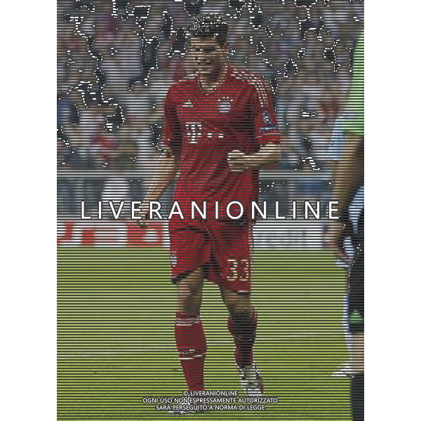 firo Fu§ball,Fussball, 27.09.2011 Uefa Champions League Saison 2011/2012 CL, Vorrunde 2. Spieltag, FC Bayern MŸnchen, Muenchen, FCB , Manchester City FC, 2 : 0, ganze Figur, Gestik, Jubel, jubeln, Gestik, Mario Gomez, Bayern, $worldrightsEs gelten unsere AGB, einsehbar auf www.firosportphoto.de copyright by firo sportphoto: Pfefferackerstr. 2aÊ 45894 G e l s e n k i r c h e n www.firosportphoto.de mail@firosportphoto.de (V o l k s b a n k B o c h u m - W i t t e n ) BLZ.: 430 601 29 Kt. Nr.: 341 117 100 Tel:Ê 0209 - 9304402 Fax:Ê 0209 - 9304443 AG ALDO LIVERANI S A S ONLY ITALY