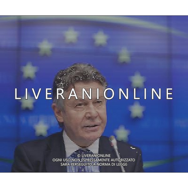 BRUSSELS, Sept. 26, 2011 EU Commissioner for Trade Karel De Gucht addresses during a press conference after EU\'s Foreign Ministers meeting on trade issues in Brussels, capital of Belgium on Sept. 26, 2011. (/Thierry Monasse) / Bruxelles, Belgio , i Ministri degli Esteri dell\'Unione europea si sono riuniti per una sessione in materia di commercio - AG. ALDO LIVERANI SAS- ITALY ONLY *** Local Caption *** .