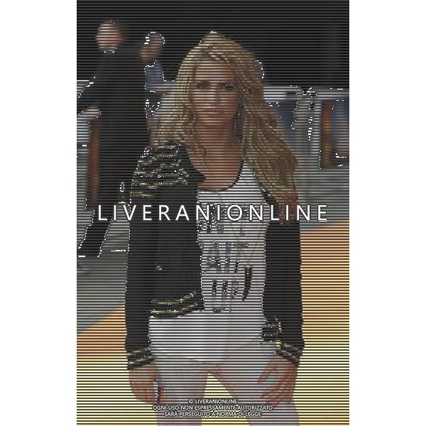 Katie Price attends the UK premiere of The Lion King 3D at The BFI IMAX Waterloo on September 25, 2011 in London, United Kingdom. (Facundo Arrizabalaga) / AG. ALDO LVERANI SAS- ITALY ONLY *** Local Caption *** .